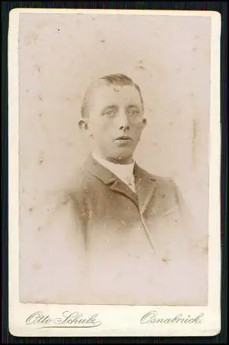 CDV - Fotografie Otto Schulz, Osnabrück, Domhof 4a feiner Herr junger Mann