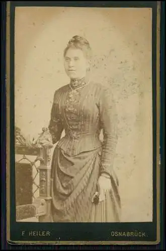 CDV - Fotografie F. Heiler, Osnabrück feine Dame hübsches Kleid