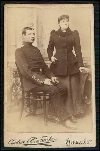 CDV - Fotografie August Funke, Osnabrück eines Soldaten in Uniform mi Dame