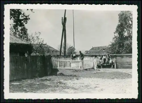 8x Foto Soldaten Wehrmacht Quartier Dorf Bauern uvm. in der Ukraine nähe Kiew