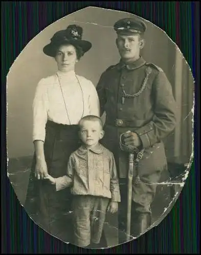 2x Foto Soldat 1. WK Uniformen mit Kordel Säbel Peitsche Wiesbaden 1916-18