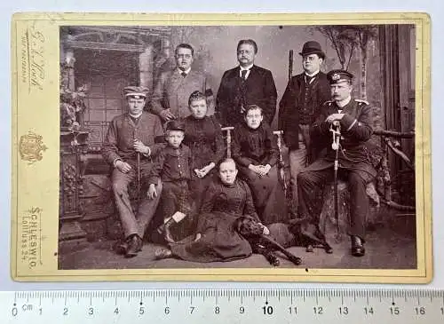 Foto CAB Familie Student Mütze Soldat Marine mit Säbel Atelier Koch Schleswig