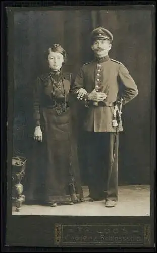 Foto CDV Soldat mit Seitengewehr Uniform Gattin Atelier Th. Loos Koblenz Rhein