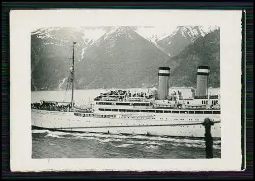 Foto Dampfer Dampfschiff - Oceana in Norwegen Fjordlandschaft - KdF - HAPAG