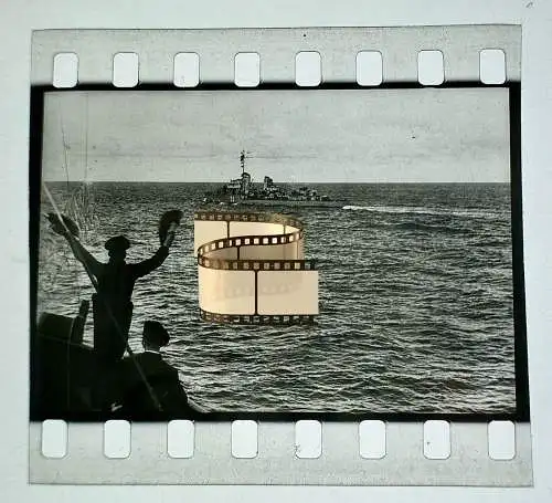 Zelluloid Dia-Negativ-Film Foto - Kriegsmarine - 4x3,5 cm Kriegsschiff Boot