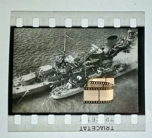 Zelluloid Dia-Negativ-Film Foto - Kriegsmarine - 4 x 3,5 cm Kriegsschiffe