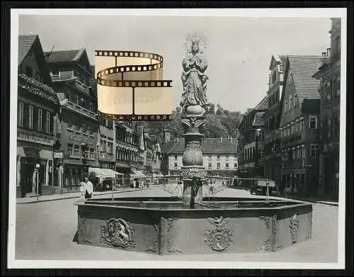 Altes Foto Schwäbisch Gmünd im Ostalbkreis, Marktplatz, Brunnen, Apotheke