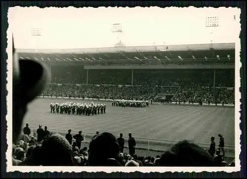 5x Foto London Reise um 1960 eng. Fußball-Nationalmannschaft im Wembley-Stadion