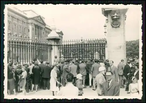 12x Foto England London Reise um 1960 Wachablösung vor Buckingham Palace uvm.