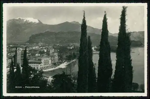 Foto AK Lago di Garda, Gardasee Südtirol Italien Riva Panorama