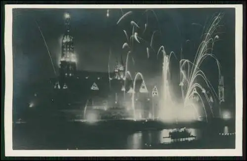 Foto AK Ulm an der Donau - Münster und Stadtbeleuchtung - Feuerwerk Nacht 1926