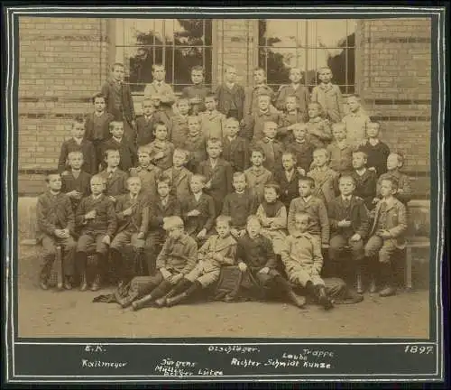 Foto 18x14 cm Foto Jungs Kurze Hose Schulklasse mit Namen Jahrgang 1897