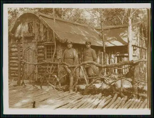 Foto  1. WK Soldaten an der Front Wald Knüppeldamm ......