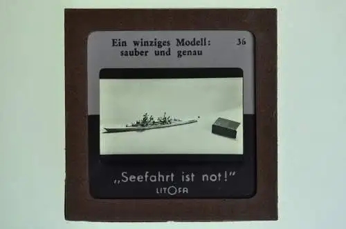 Orig. Dia Litofa 5x5 cm Panzerschiff Schlachtschiff winziges Modell