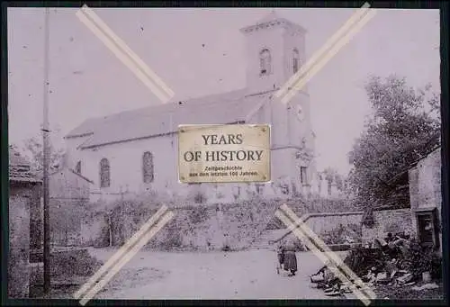 5x Repro Foto Soldaten Wehrmacht Dorf Quartier mit Kirche in Frankreich