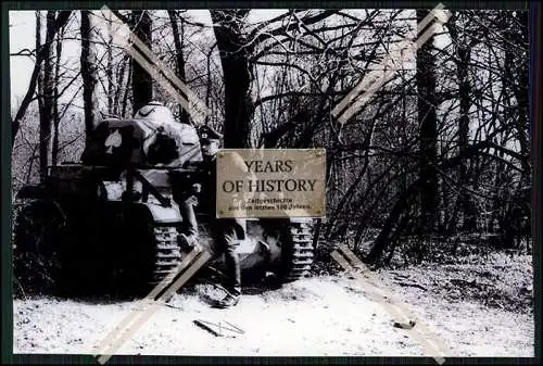 3x Repro Foto Soldaten der Wehrmacht Beute Panzer Tank Frankreich Gräber Kreuze