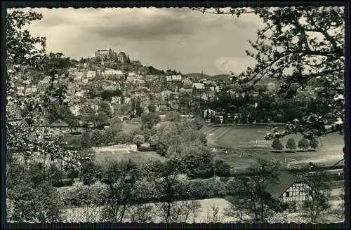 Echt Foto AK Marburg an der Lahn, Schloss mit Ort von der Augustenruhe gesehen