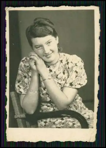 11x Foto Damen Portrait verschiedene Größen auch Passbildformat 1935-45