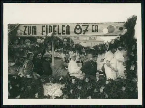 Foto zum Fidlen 87er Fulda Hessen Umzug Stimmung Humor