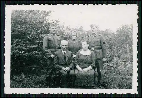 10x Foto Wehrmacht Soldat Luftwaffe auf Heimaturlaub für Hochzeit 1941-42