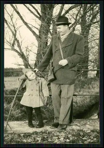 18x Foto Fröhlich lachende Kinder mit Spielzeug und vieles mehr ab 1920