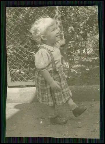 18x Foto Fröhlich lachende Kinder mit Spielzeug und vieles mehr ab 1920