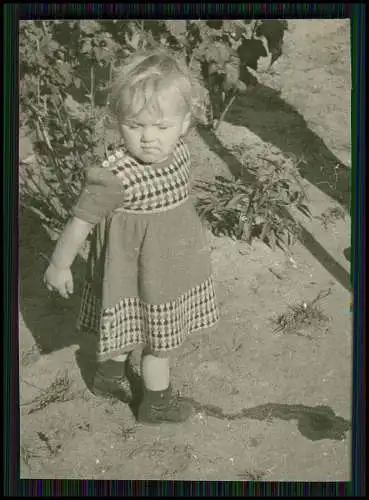 18x Foto Fröhlich lachende Kinder mit Spielzeug und vieles mehr ab 1920