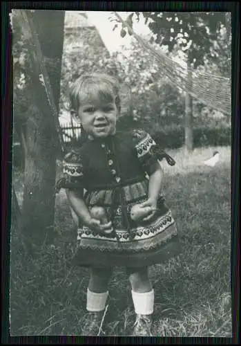 18x Foto Fröhlich lachende Kinder mit Spielzeug und vieles mehr ab 1920