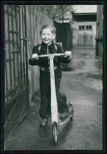 5x Foto Einschulung Junge Pimpf Zuckertüte Schulranzen Tretroller zur Schule