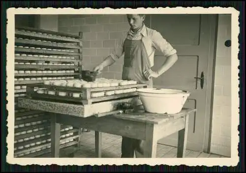 11x Foto Heimische Käsefabrik Herstellung Angestellte in Sachsen ? um 1936