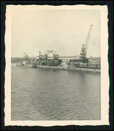 2x Foto Wehrmacht Schiff Truppentransporter nach Dänemark Norwegen 1941-42