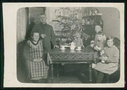 Foto Weihnachten Tannenbaum Kinder Mädchen Puppe Junge Knabe mit Teddybär 1918