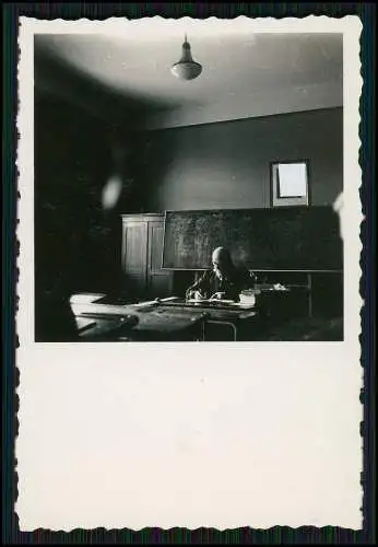 12x Foto Mölln ? im Herzogtum Lauenburg Schule Junge Jungs Lehrer Schulhof 1938