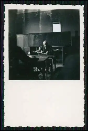 12x Foto Mölln ? im Herzogtum Lauenburg Schule Junge Jungs Lehrer Schulhof 1938