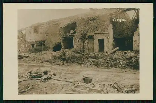 Foto AK 1.WK Dannevoux Lothringen Meuse Deutsche Soldaten in Kirche einquartiert