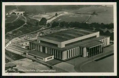 Foto AK Berlin Charlottenburg, Deutschlandhalle, Fliegeraufnahme Luftbild 1936