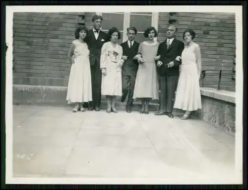 13x alte Foto junge Damen um 1930 schöne Kleider und Röcke elegante Mode