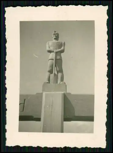 2x Foto Wehrmacht Soldaten Baracken Lager Westerland Sylt 1941