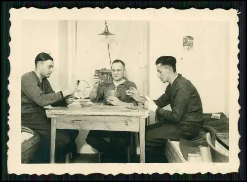 14x Foto Soldaten der Wehrmacht 1943 Schreibstube und vieles mehr