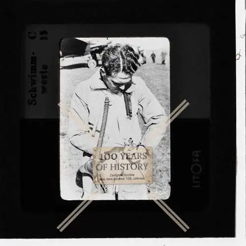 Orig. Dia 5x5cm Litofa Pilot Flugzeugführer mit Schwimmweste