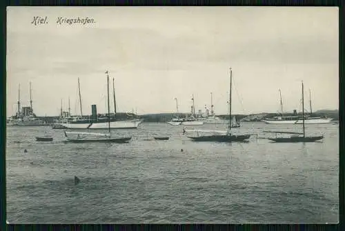 AK Kiel in Schleswig Holstein, Hafen von Bellevue aus gesehen Kriegsschiff uvm.
