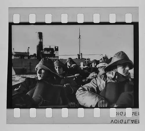 altes Dia Zelluloidfilm 4x3,5 cm - Kriegsschiffe Soldaten der Kriegsmarine uvm.