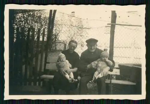 14x alte Fotos Kinder Weihnachten Jungs Mädchen und vieles mehr um 1935