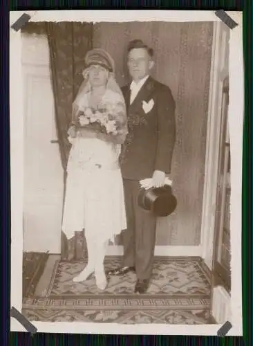 14x Foto Hochzeit 1925-35 Braut Bräutigam Feierlichkeit mit Gäste und vieles