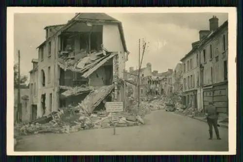 4x Foto Soldaten Wehrmacht Vormarsch Kriegszerstörungen Frankreich Belgien