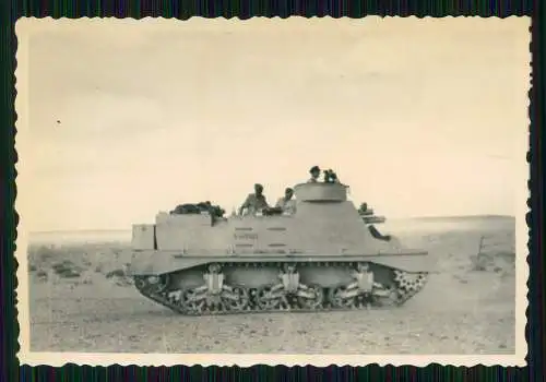 3x Foto englischer Soldaten Panzer Tank in Afrika -altes Foto-Papier nach 1945 ?