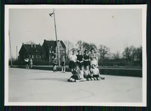 3x Foto Ursula Ante Rollschuh-Club Dortmund Training auf Vereinsgelände 1936-45