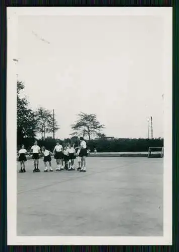 3x Foto Ursula Ante Rollschuh-Club Dortmund Training auf Vereinsgelände 1936-45