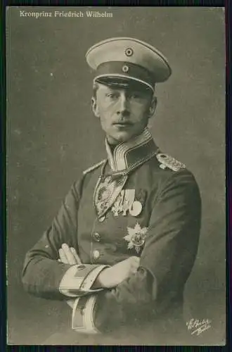 AK Kronprinz Wilhelm von Preußen, Portrait in Uniform, Brustschild Wohlfahrt AK