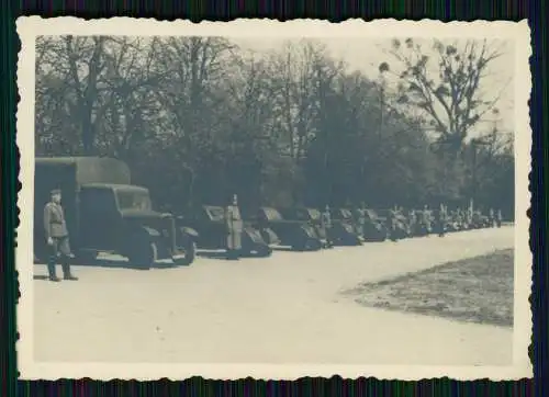 12x Foto Soldaten der Wehrmacht Fahrzeuge uvm. Vormarsch Ostfront